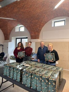 DISTRIBUTION DES COLIS DE NOËL AUX SENIORS